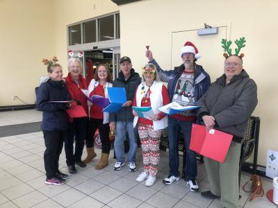 Carolers-2